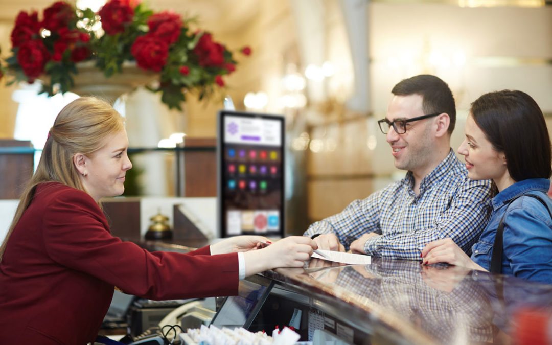 The Benefits of Using Digital Signage in a Hotel