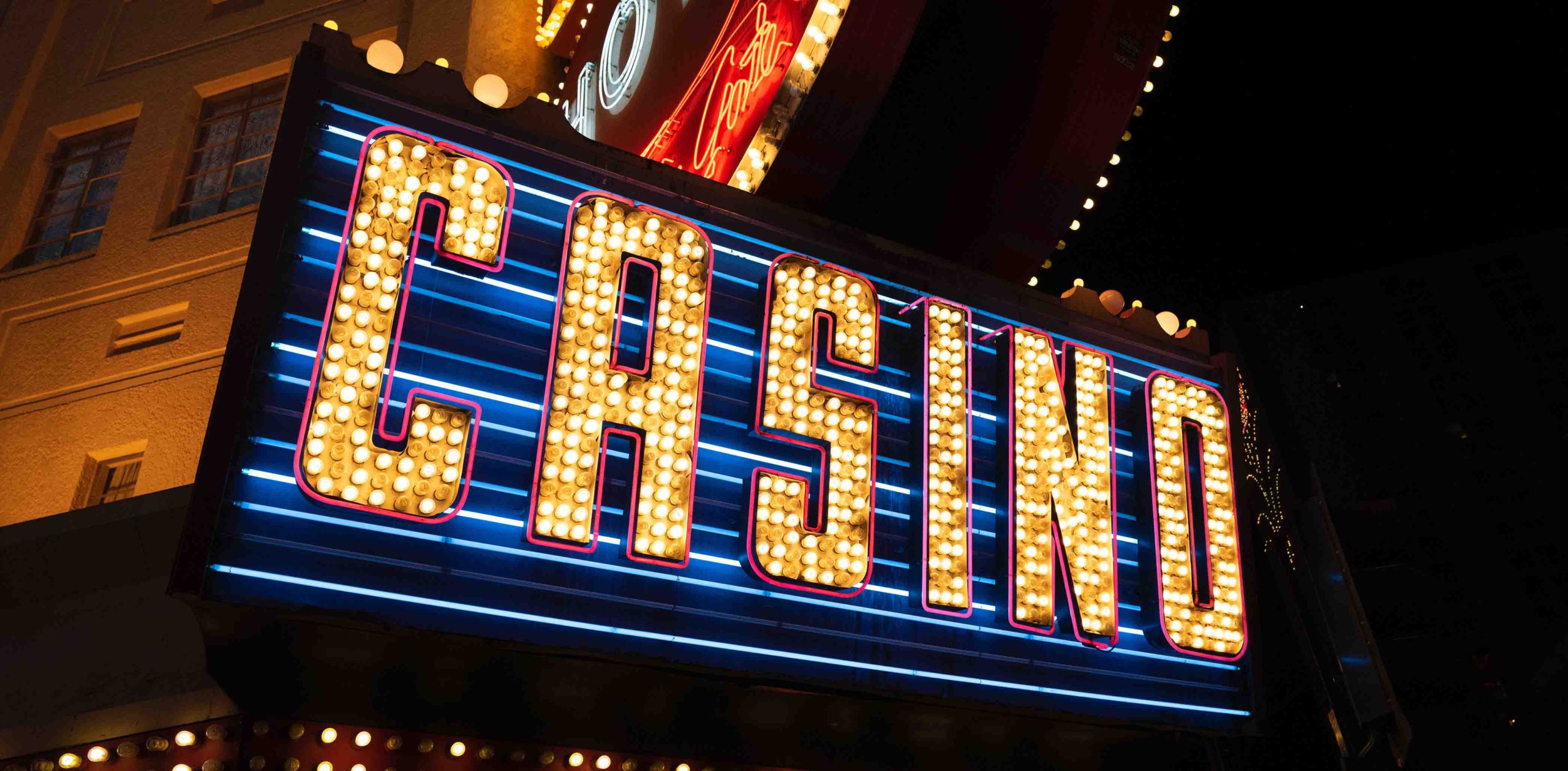 The Best Digital Signage Features for Casinos - HootBoard